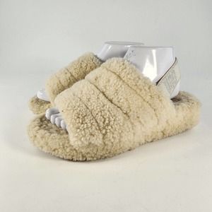 UGG Fuzz Yeah women's Beige Slippers US 8 Sheerling Sheepskin Slide Shoes